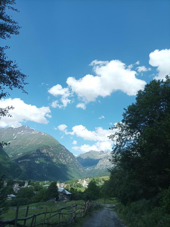Maizer Qaldani Guesthouse Chvabiani Exteriör bild