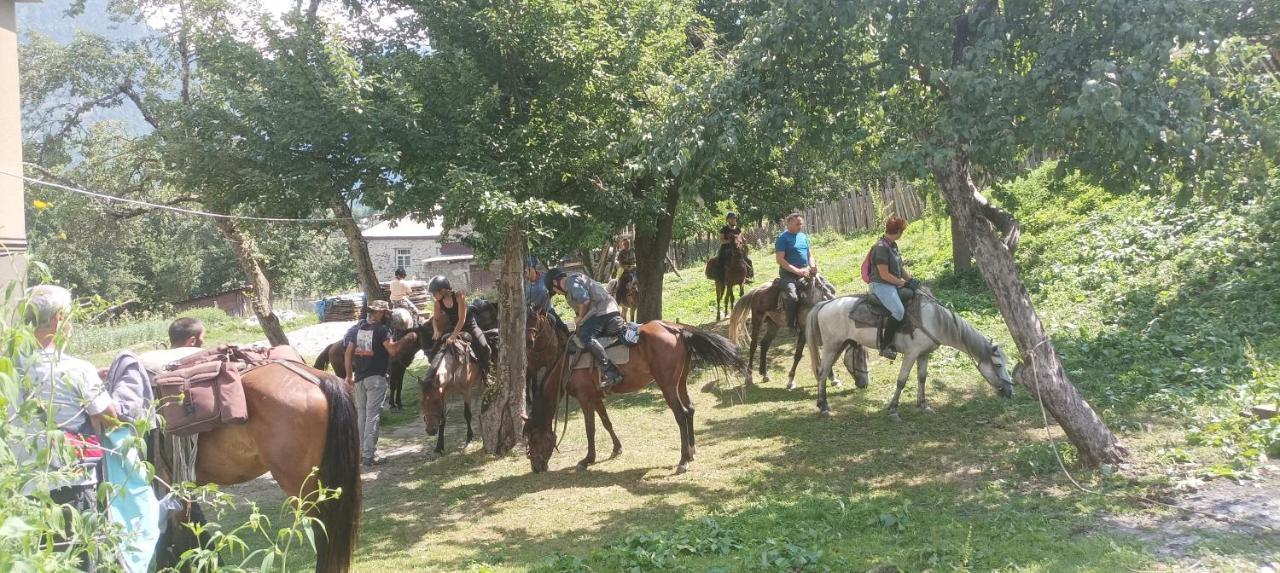 Maizer Qaldani Guesthouse Chvabiani Exteriör bild