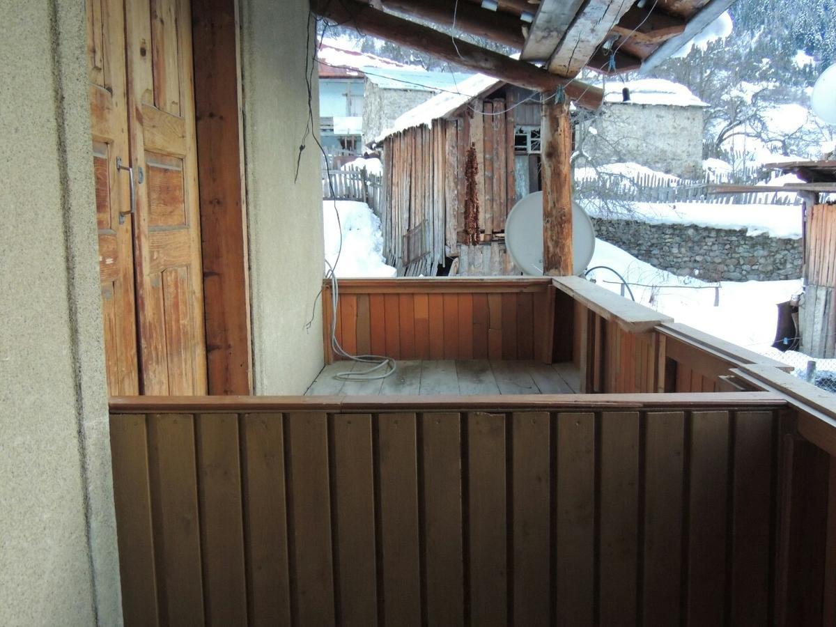 Maizer Qaldani Guesthouse Chvabiani Exteriör bild